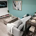 Beautiful Suite King Bed,Long Stays,Disney,Airport