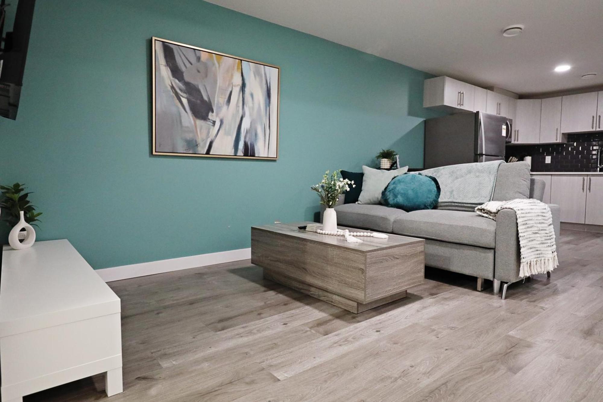 Holiday home Beautiful King Bed,long Stays,disney,airport Edmonton